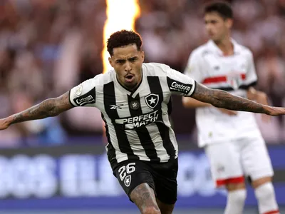 Maior time da história do Botafogo iguala feitos do Santos de Pelé e do Fla de 2019