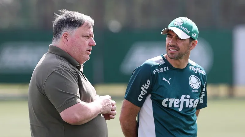 Anderson Barros é cobrado por Leila Pereira no Palmeiras; diretor segue no clube