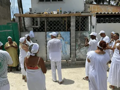 Moradores de casa interditada, há duas semanas, ainda não têm previsão de retorno