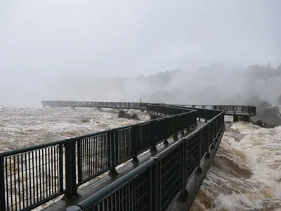 Vazão das Cataratas do Iguaçu ultrapassa sete milhões de litros d’água por segundo