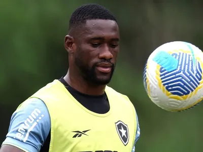 Botafogo não terá Bastos para a partida de estreia da Copa Intercontinental contra o Pachuca