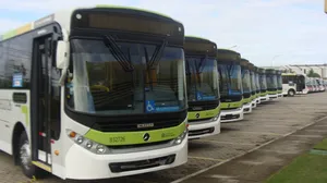 Empresas de ônibus ganham quatro meses para colocar ar-condicionado em toda a frota