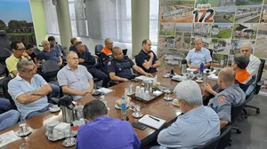 Prefeito coordena ações emergenciais após forte chuva em Rio Preto