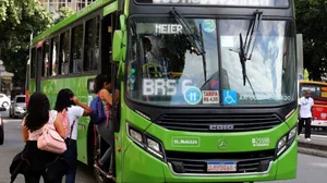 2.379 ônibus municipais do Rio vão receber sensores de temperatura