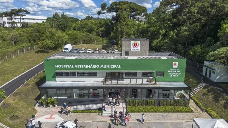 Hospital Veterinário Municipal para média e alta complexidade é inaugurado em Curitiba