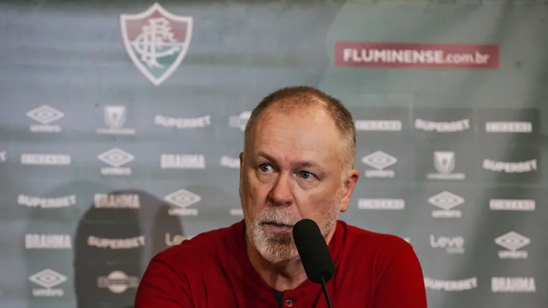 Fluminense: Mano Menezes renova contrato e segue no comando do tricolor em 2025