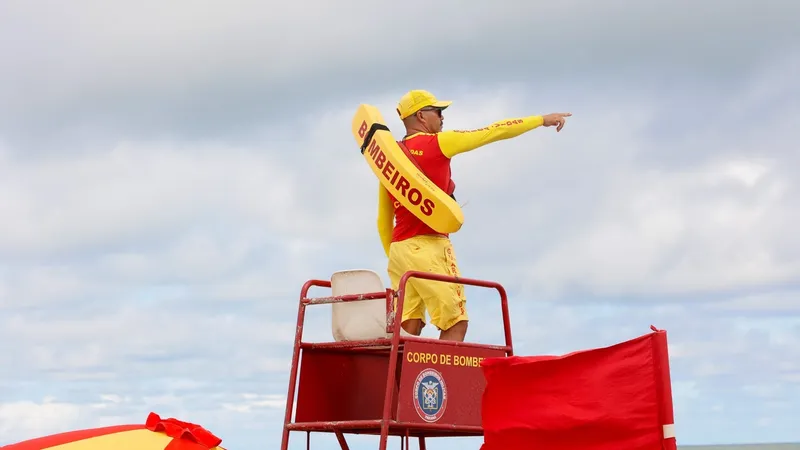 Cuidados na água: Corpo de Bombeiros Militar reforça orientações aos banhistas