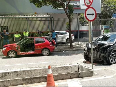 Vídeo mostra acidente de trânsito que terminou com duas vítimas em São José dos Campos