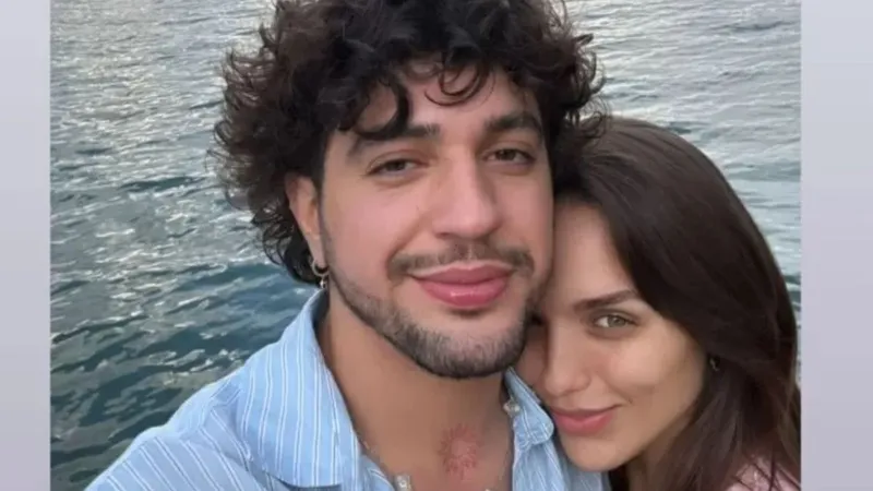 Assumidos? Rafa Kalimann e Nattan passam dia em família e posam juntos