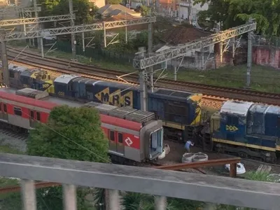 Trem descarrila e causa transtornos nas Linhas 11-Coral e 12-Safira em SP