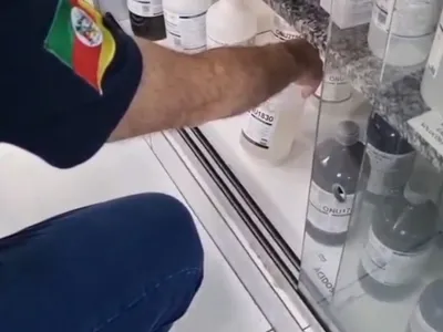 'Alquimista' e outros 14 são denunciados por adulterar leite com ração e soda cáustica no RS