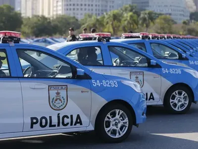 Policiamento é reforçado no bairro Tanque após uma troca de tiros