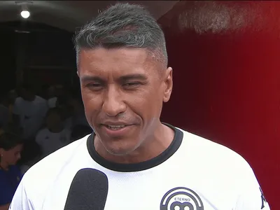 Em despedida, Paulinho revela desejo de voltar ao Corinthians: "Tenho esse objetivo"