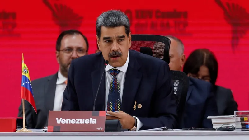 Venezuela: Maduro anuncia nova reforma na Constituição para "consolidar a soberania popular"