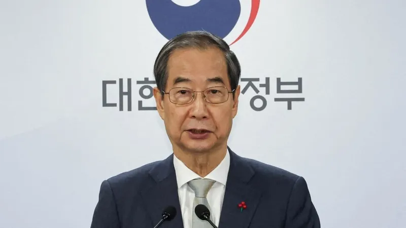 Oposição ameaça abrir impeachment contra presidente interino da Coreia do Sul