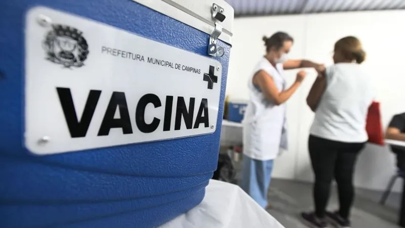 Campinas reinicia a aplicação da vacina contra a covid-19 nesta segunda-feira (23)