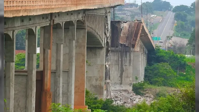 Buscas por desaparecidos após queda da ponte entre TO e MA são retomadas