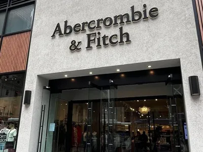 Ex-CEO da Abercrombie, que enfrenta denúncia de exploração sexual, deve alegar demência