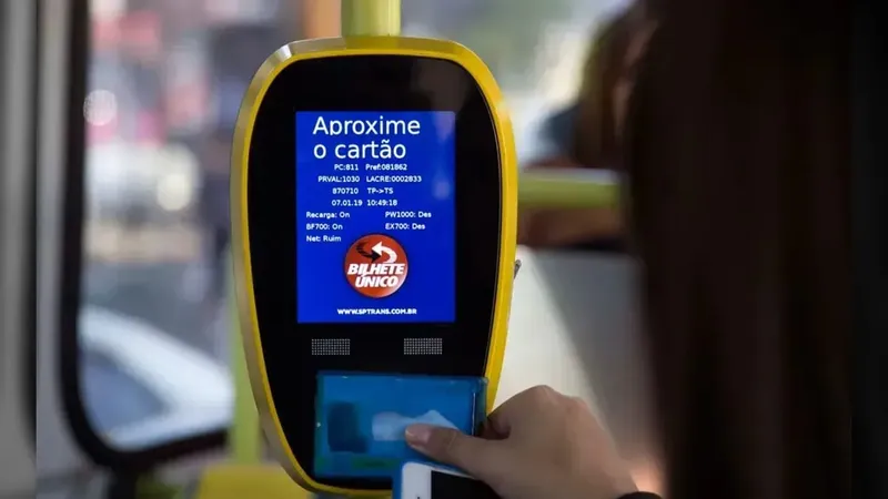 Prefeitura de São Paulo reajusta tarifa de ônibus para R$5,00 a partir de 6 de janeiro