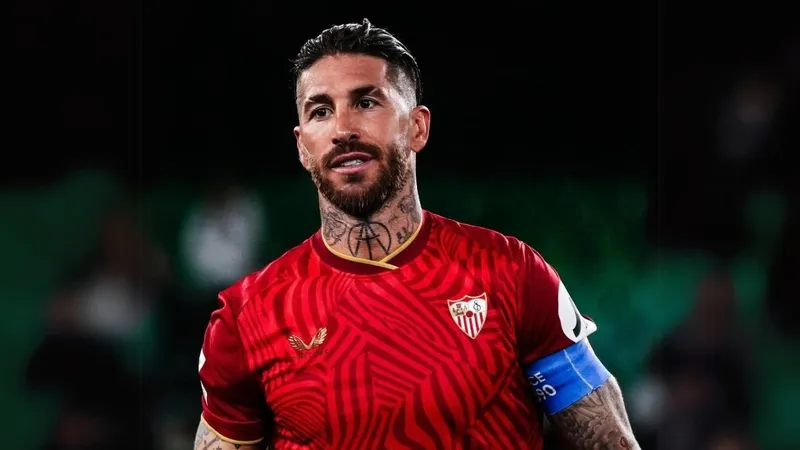 Patrocinadora do zagueiro Sergio Ramos publica vídeo com música da torcida do Atlético-MG