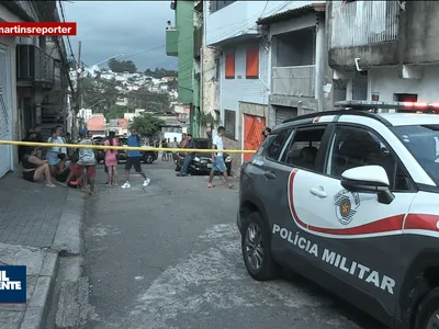 Pai e filho são executados por motociclista em comunidade no Butantã