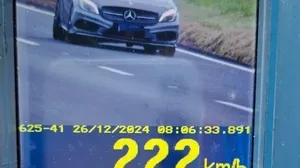 Motorista é flagrado a 222 Km/h em rodovia de Santa Cruz do Rio Pardo