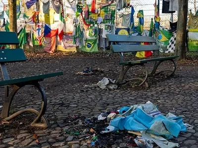 Memorial de Ayrton Senna em Imola é vandalizado na noite da véspera de Natal