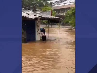 Fortes chuvas em Teresópolis acionam sirenes; nove pessoas estão desalojadas