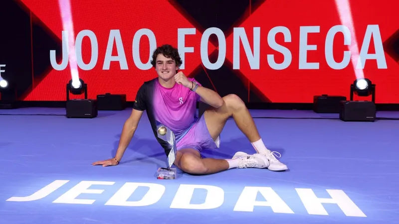 João Fonseca dá salto no ranking e fica mais perto do Top 100 antes de estreia em Melbourne