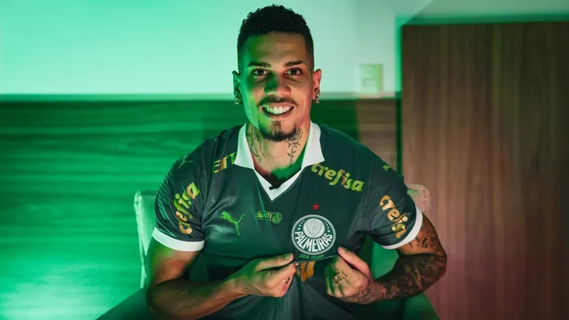 Palmeiras anuncia a contratação do atacante Paulinho