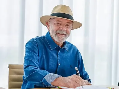 Lula volta a despachar do Palácio do Planalto nesta segunda (6)