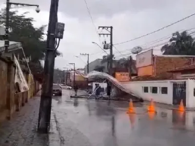 Temporal causa danos em Morretes e prefeito pede que população não circule pela cidade