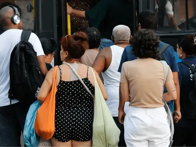 Passagens de ônibus aumentam em 6 capitais em 2025; veja quais