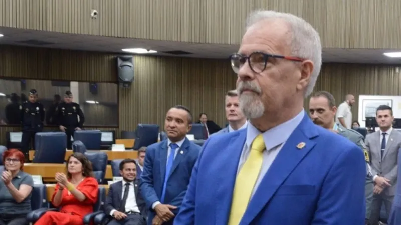 Novo presidente da Câmara de SP, Ricardo Teixeira promete diálogo e independência da casa