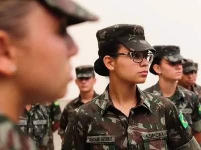 Forças Armadas iniciam alistamento voluntário feminino