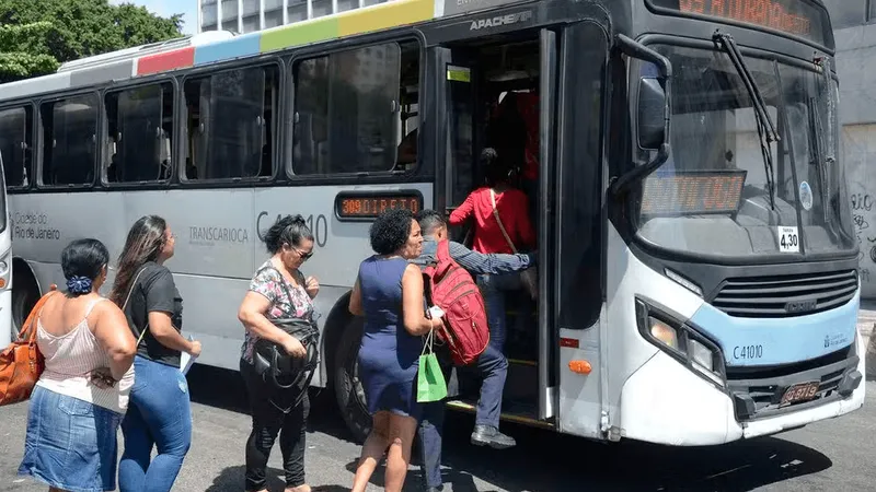 Medida determina renovação de frotas de ônibus a cada 12 ou 13 anos no Rio