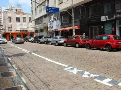 Zona Azul na rua Bernardino de Campos, em Campinas, começa a funcionar na segunda-feira