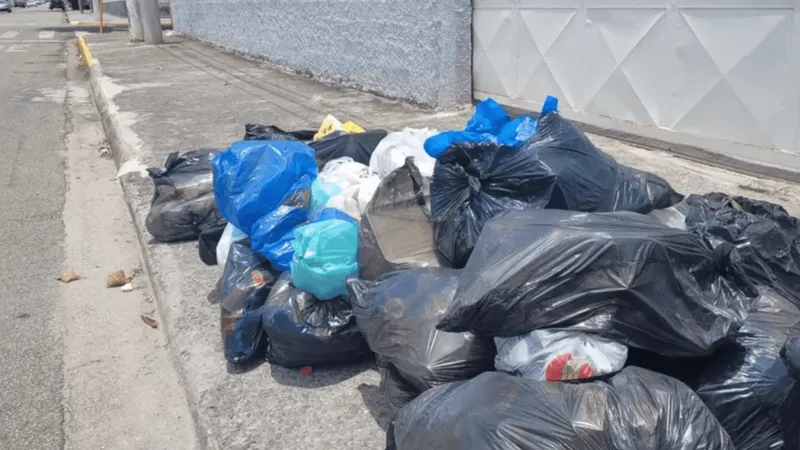 Coleta de lixo segue paralisada nesta segunda-feira (6) em Jacareí