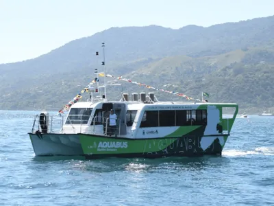 Reajuste de 900%: tarifa de ônibus aquático em Ilhabela (SP) sobe de R$ 5 para R$ 50