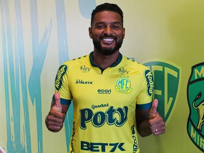 Mirassol anuncia a contratação do lateral-esquerdo Reinaldo, ex-Grêmio e São Paulo