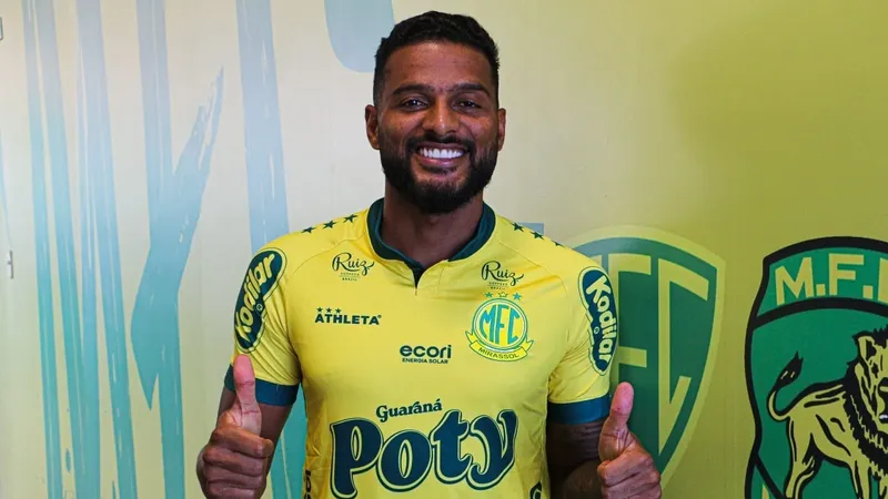 Mirassol anuncia a contratação do lateral-esquerdo Reinaldo, ex-Grêmio e São Paulo