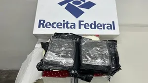 Encomenda com mais de 2 kg de haxixe é apreendida pela Receita Federal