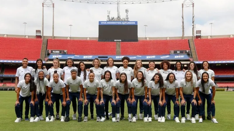 São Paulo apresenta o elenco do futebol feminino para 2025