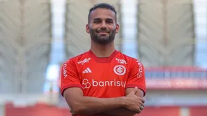 Santos desiste da contratação de Thiago Maia, do Internacional, após exigências do Colorado