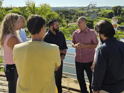 Prefeito de Prudente visita Parque Aquático e determina ações emergenciais