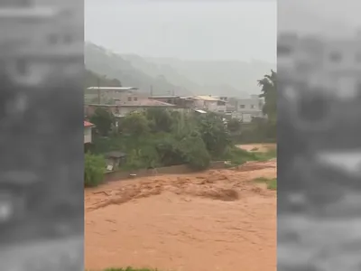 Sobe para 12 o número de mortos por efeitos de fortes chuvas em MG