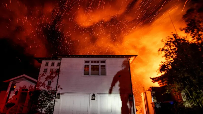 Sobe para 24 o número de mortos em incêndios na Califórnia