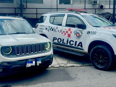 Polícia Militar prende dois suspeitos com veículo roubado em Caraguatatuba