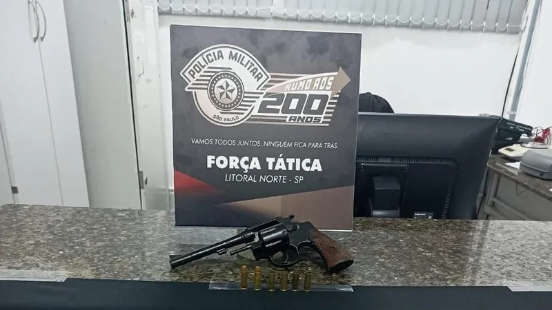 Polícia Militar prende homem procurado e apreende arma de fogo em São Sebastião