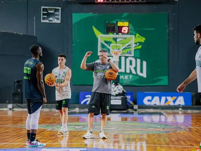 Bauru Basket recebe o São Paulo pelo NBB no sábado (11)